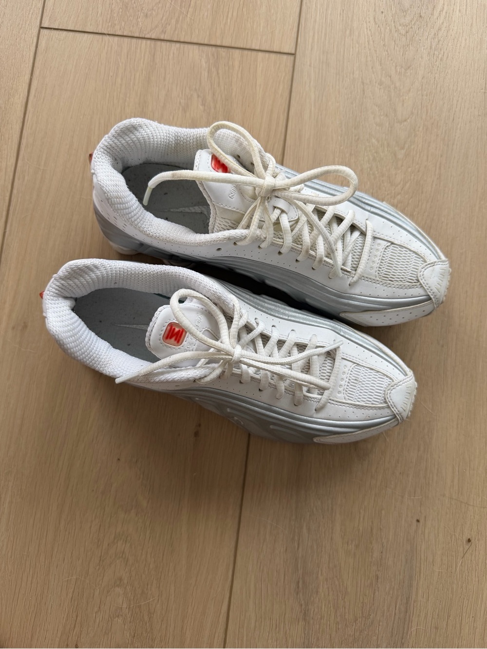 Nike White and Silver Shox Running Sneakers - Picture 4 of 5
